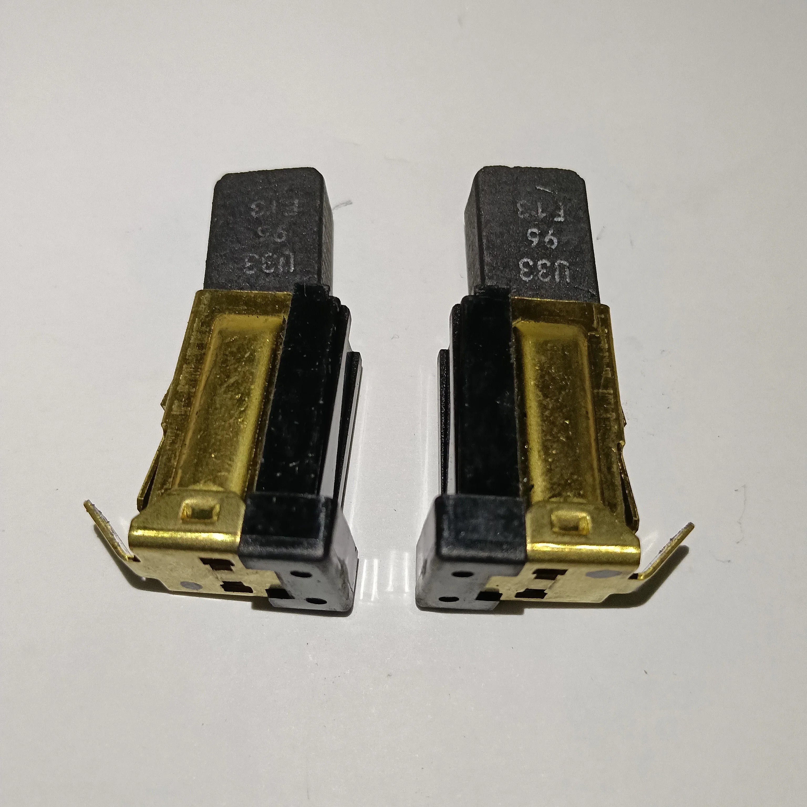 Porta Escobillas Con Escobillas 157A GKS 235