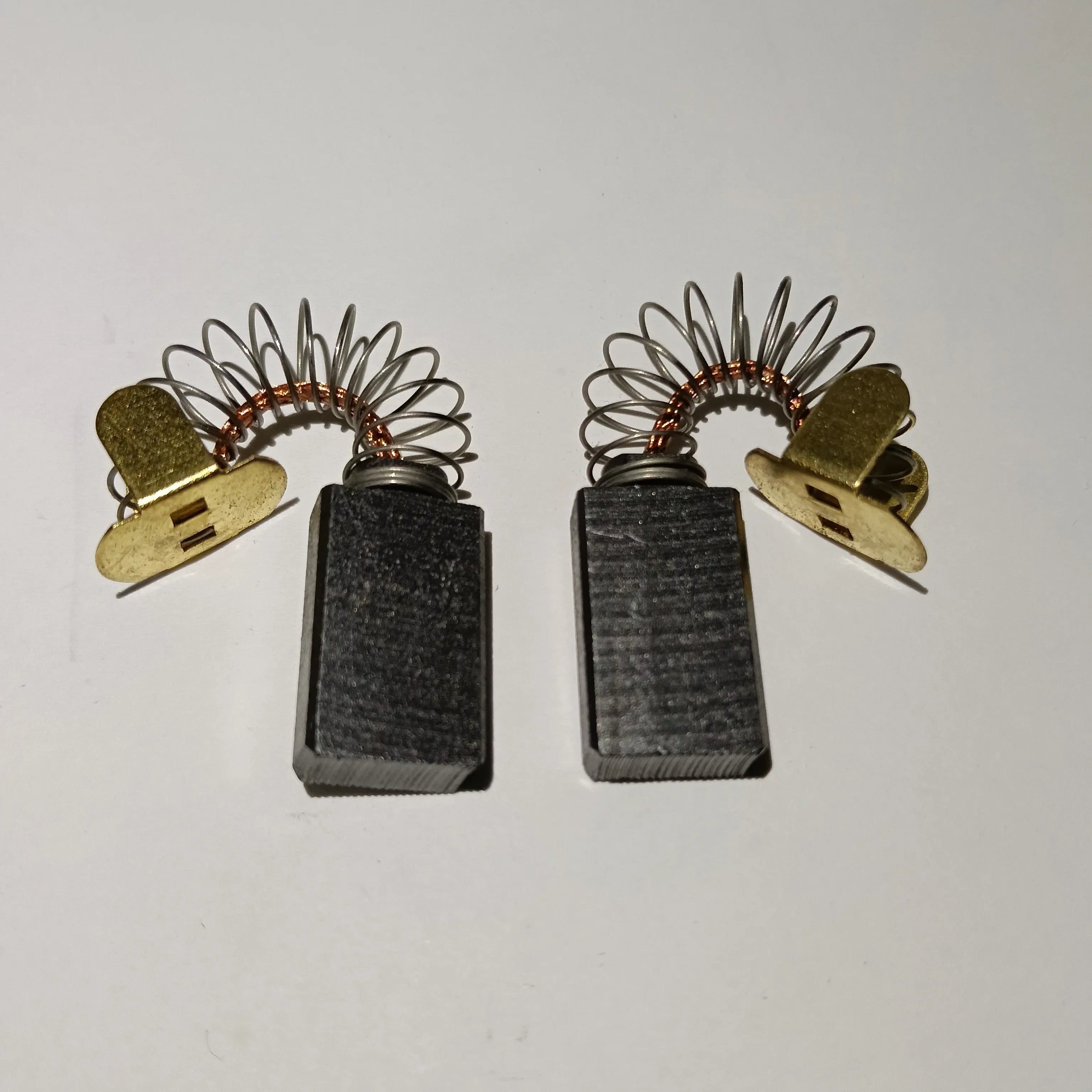 Escobillas HD77 1875