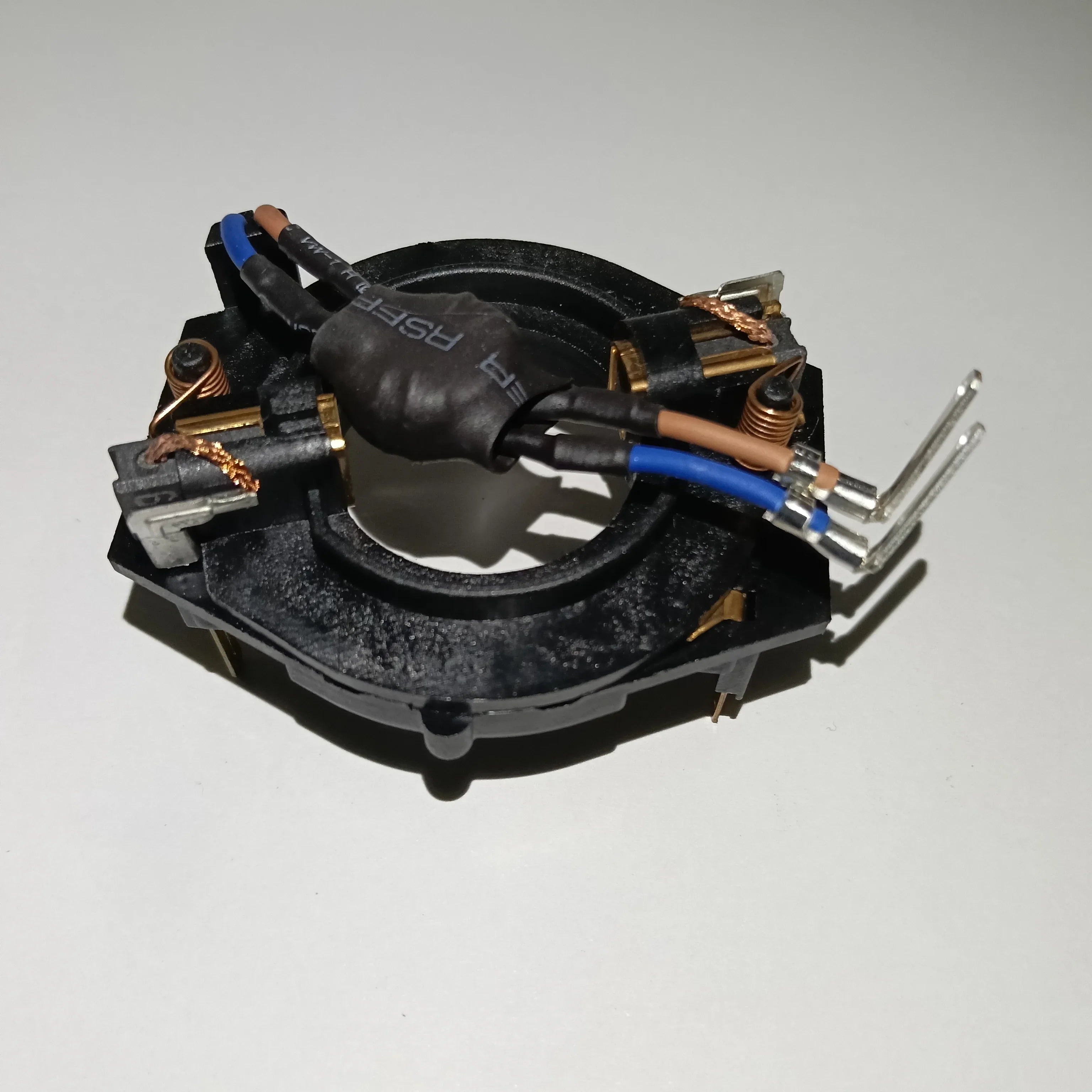 Plato Porta Escobillas 1472 1473