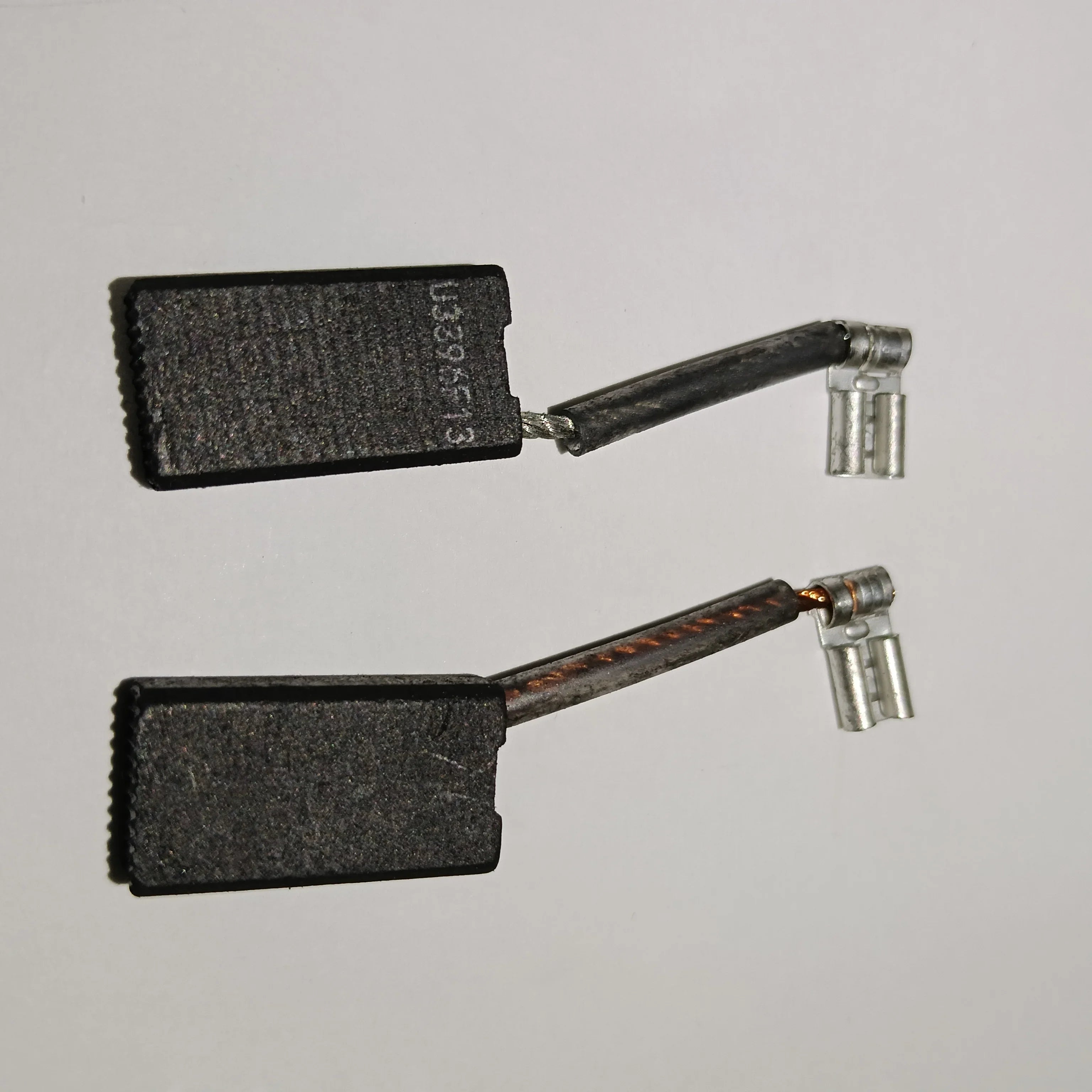 Carbones 1623.0G0 1F23