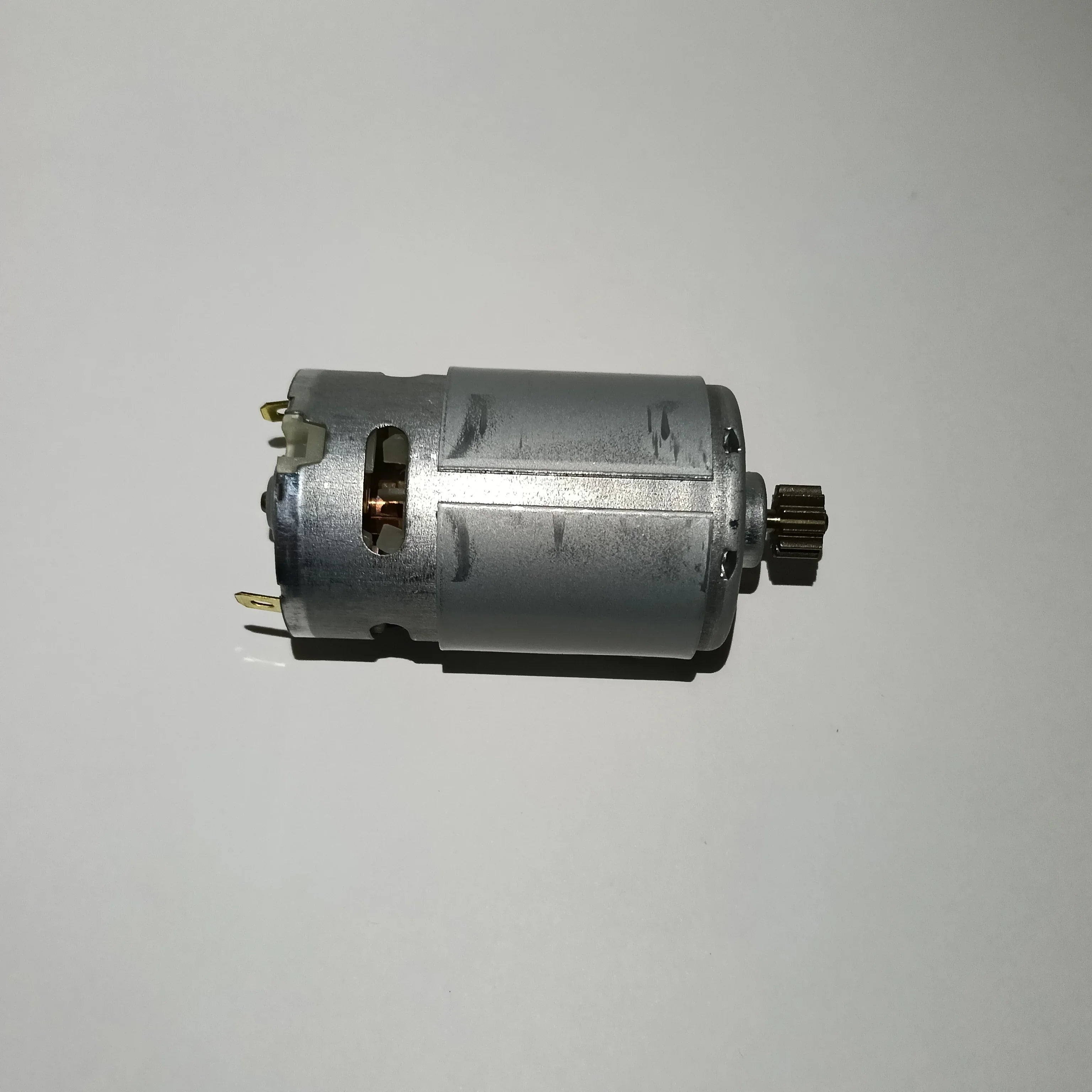 Motor Corriente Continua 19A8