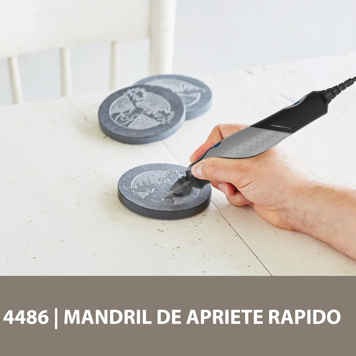 Mandril Autoajustable Para Mototools (Modelo 4486) Dremel